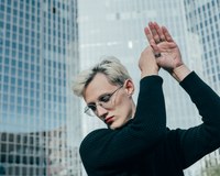 «Die Wellen» – eine vielsinnliche Performance nach Virginia Woolf