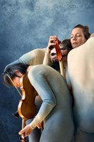 Musiktheater «Protest of the Physical» – collective lovemusic